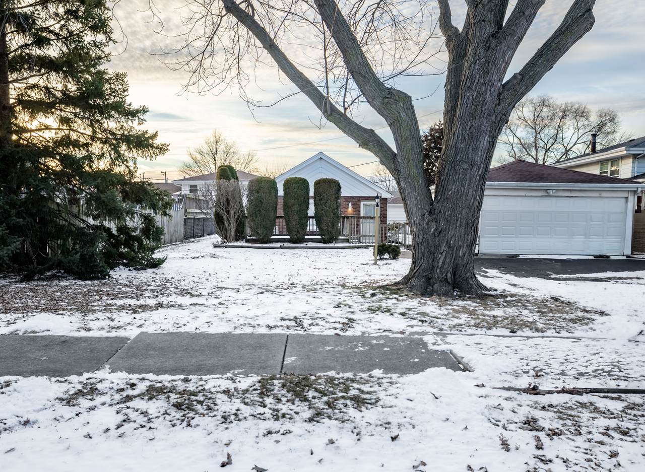 9170 Crescent Court - Photo 1