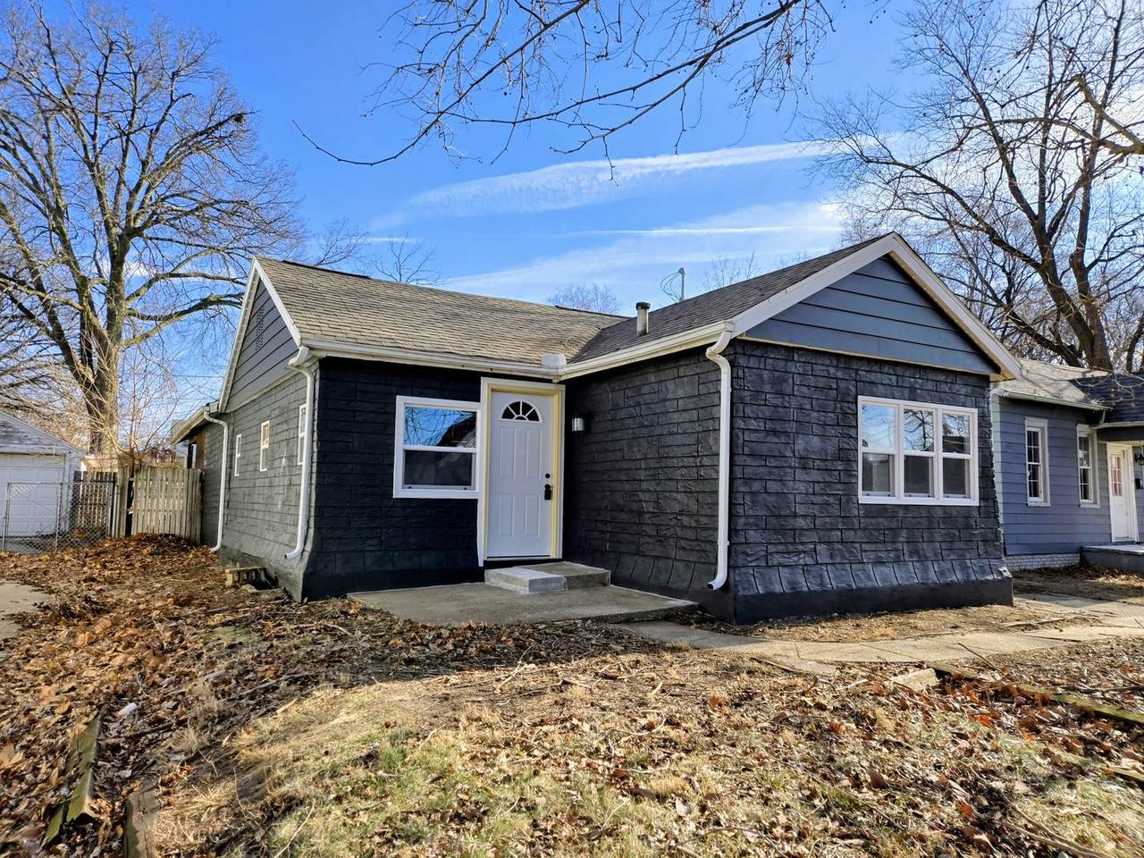 1208 3rd Street - Photo 1