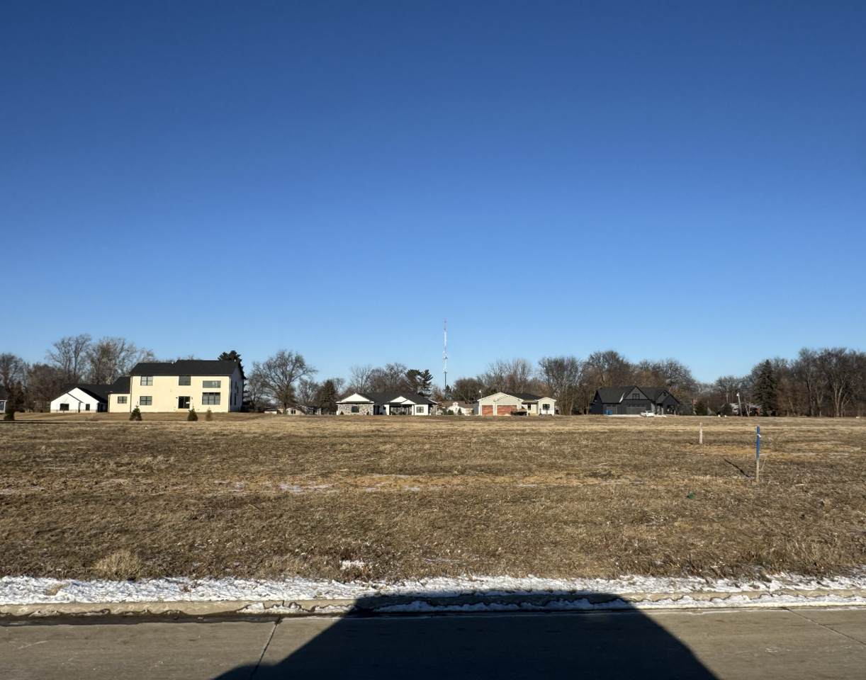 375 Ann Avenue - Photo 1