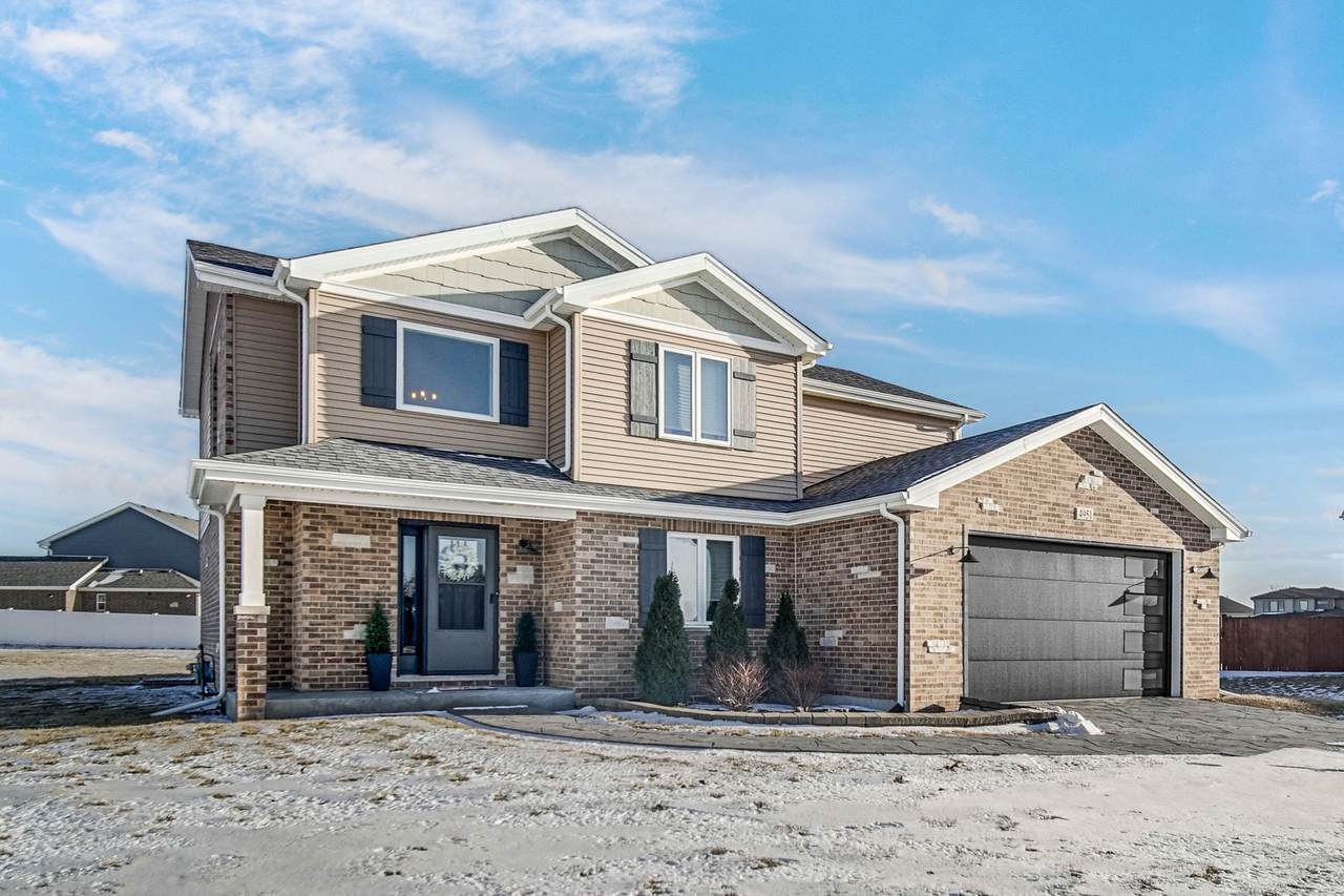 4951 Cardinal Court - Photo 1