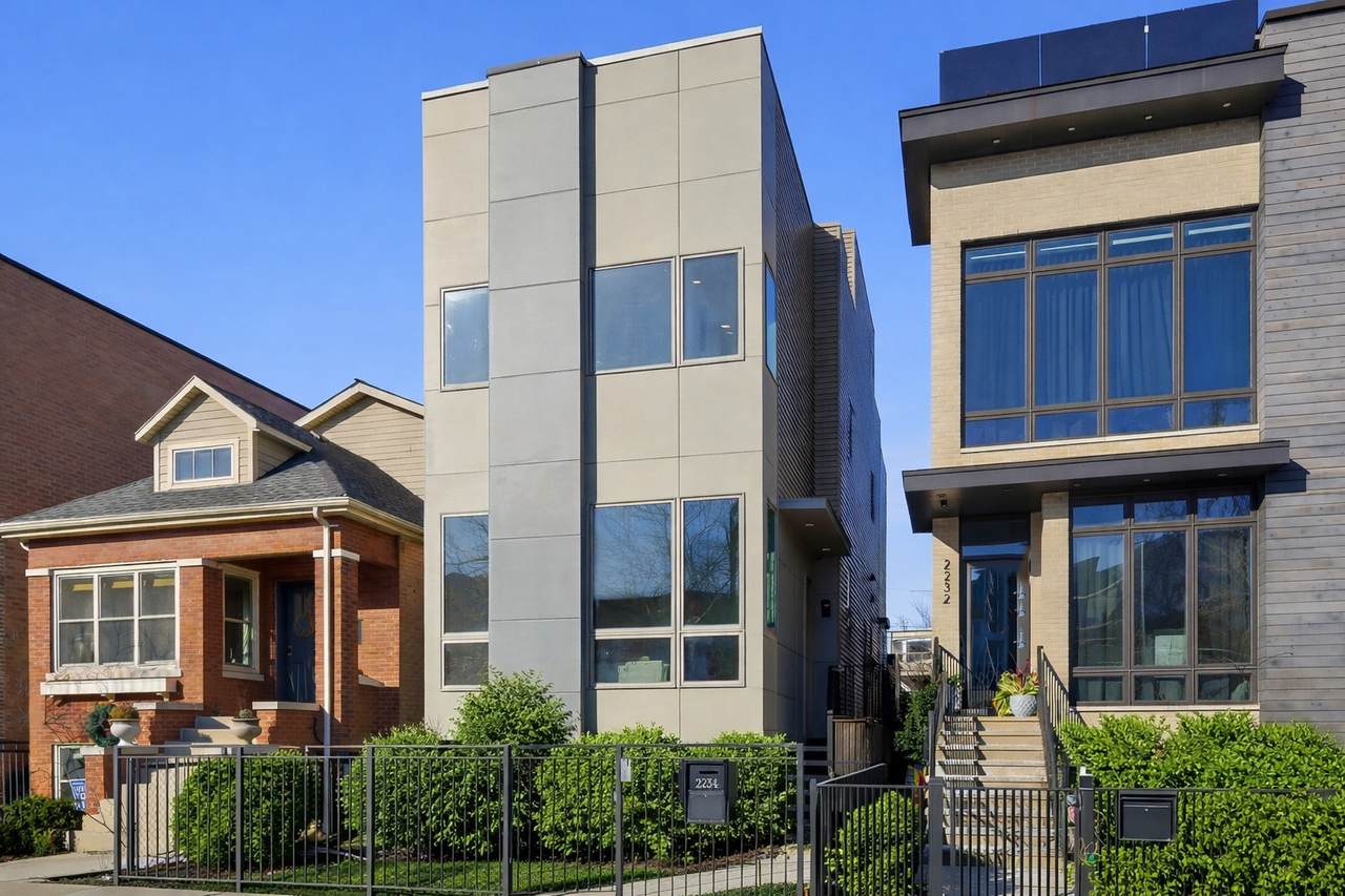 2234 Huron Street - Photo 1