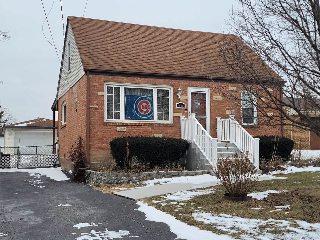 16016 Latrobe Avenue - Photo 1