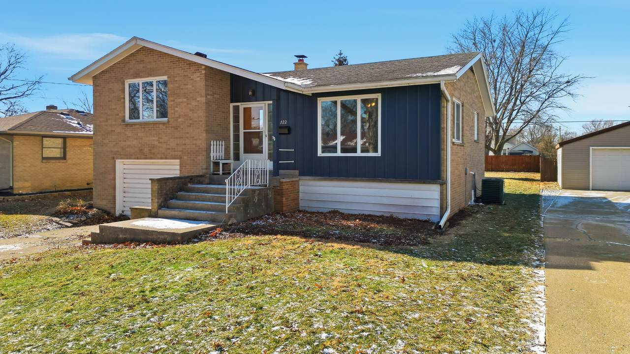 722 9th Avenue - Photo 1