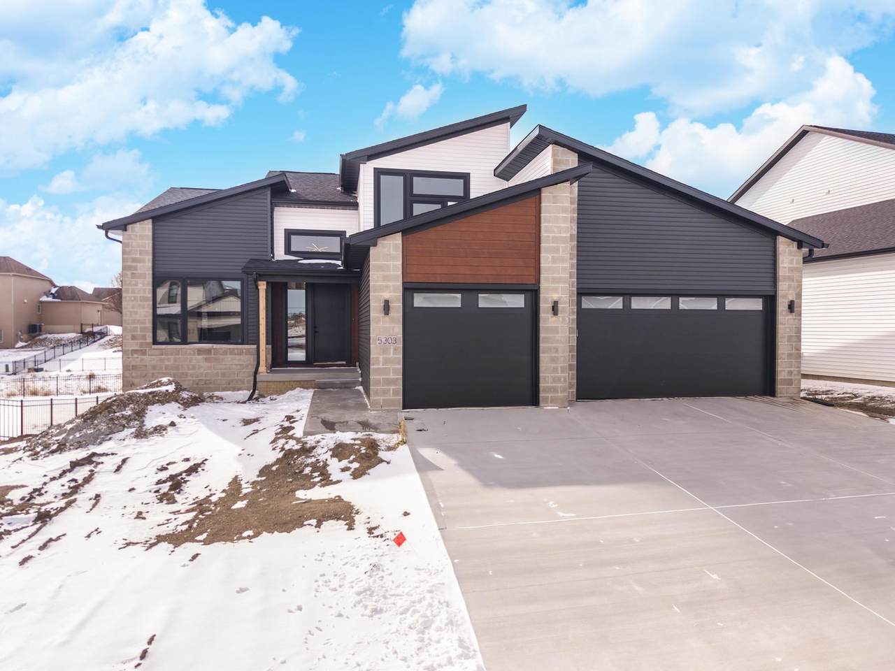 5303 Finlen Lane - Photo 1