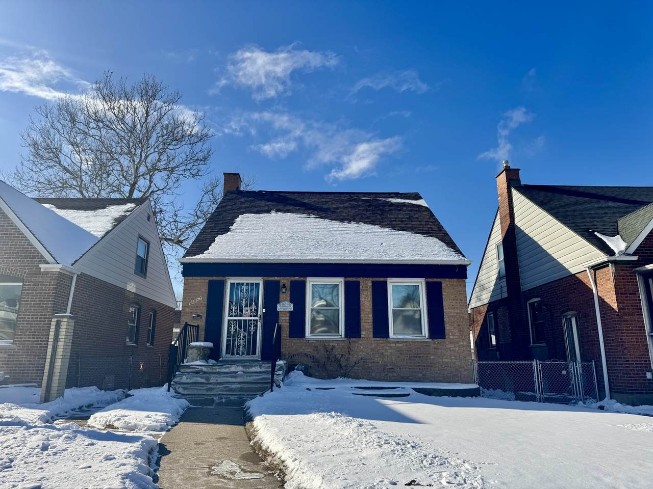 11312 Avenue H - Photo 1