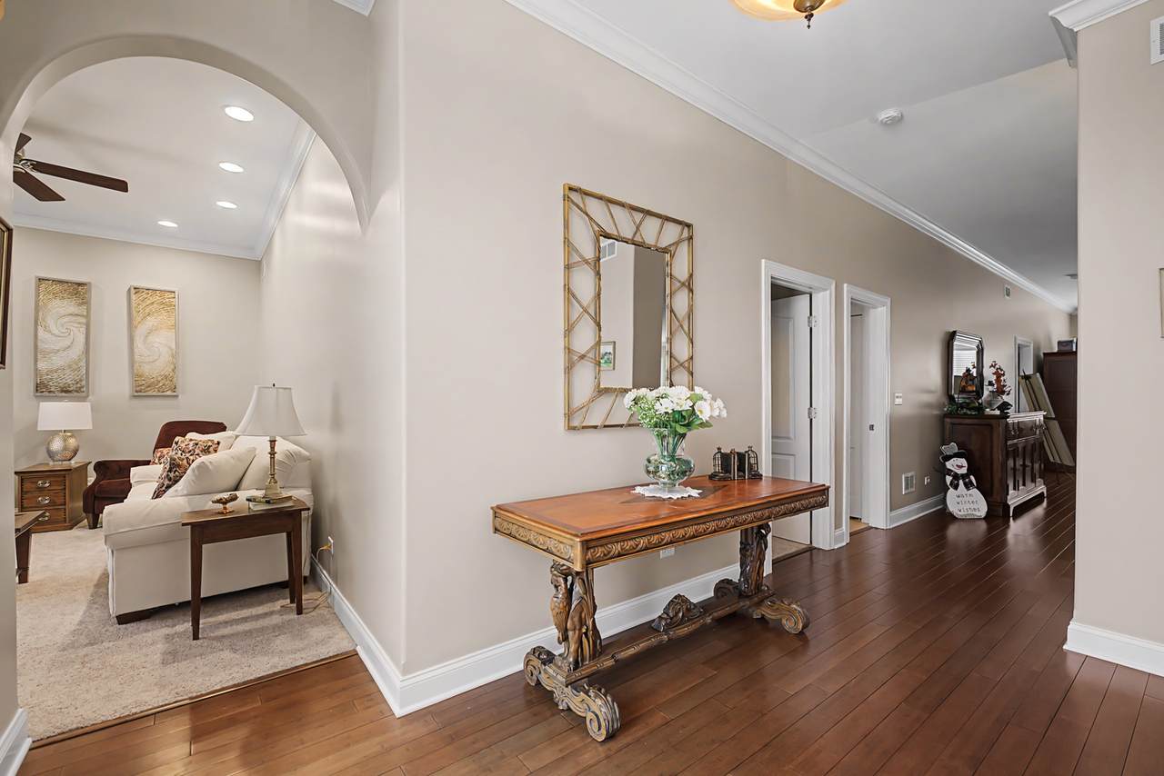 101 Rose Drive - Photo 1