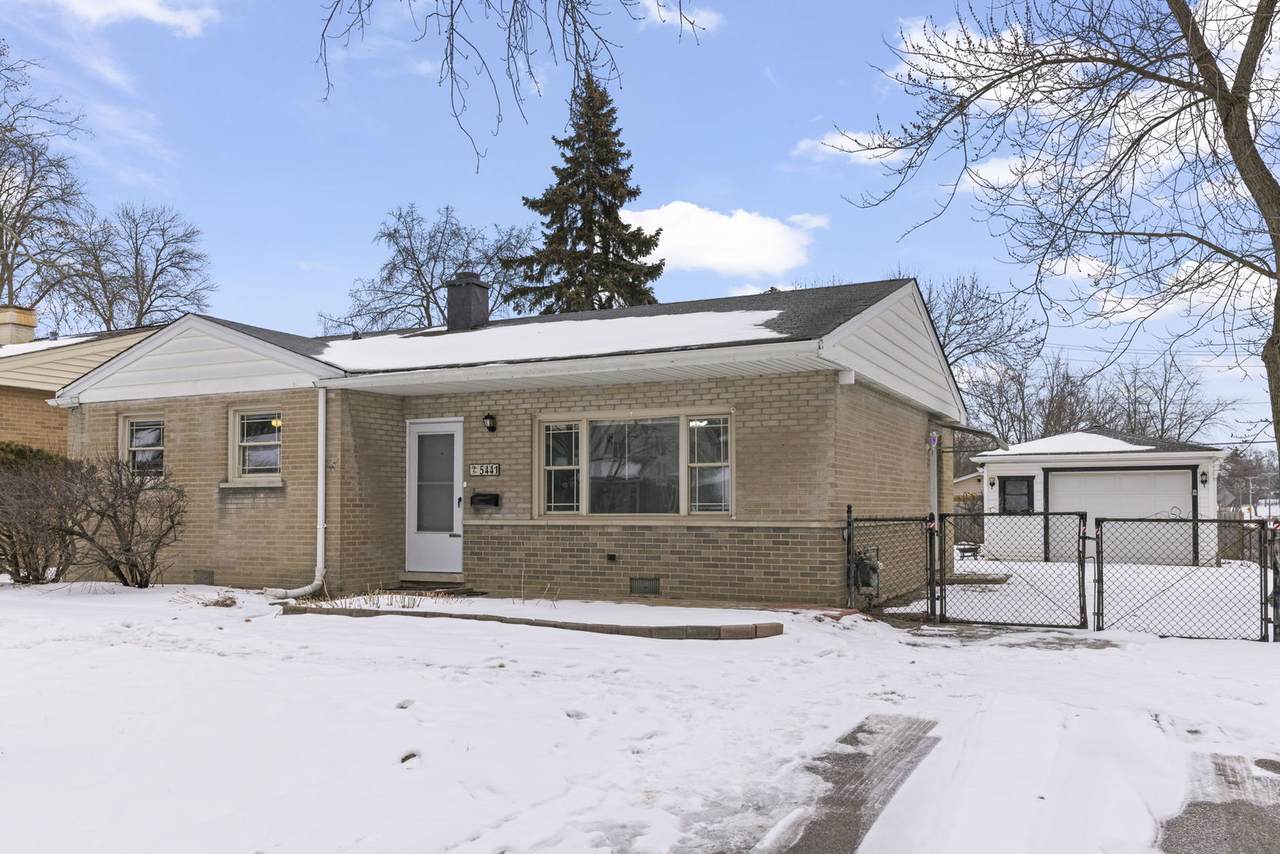 5441 Benton Avenue - Photo 1