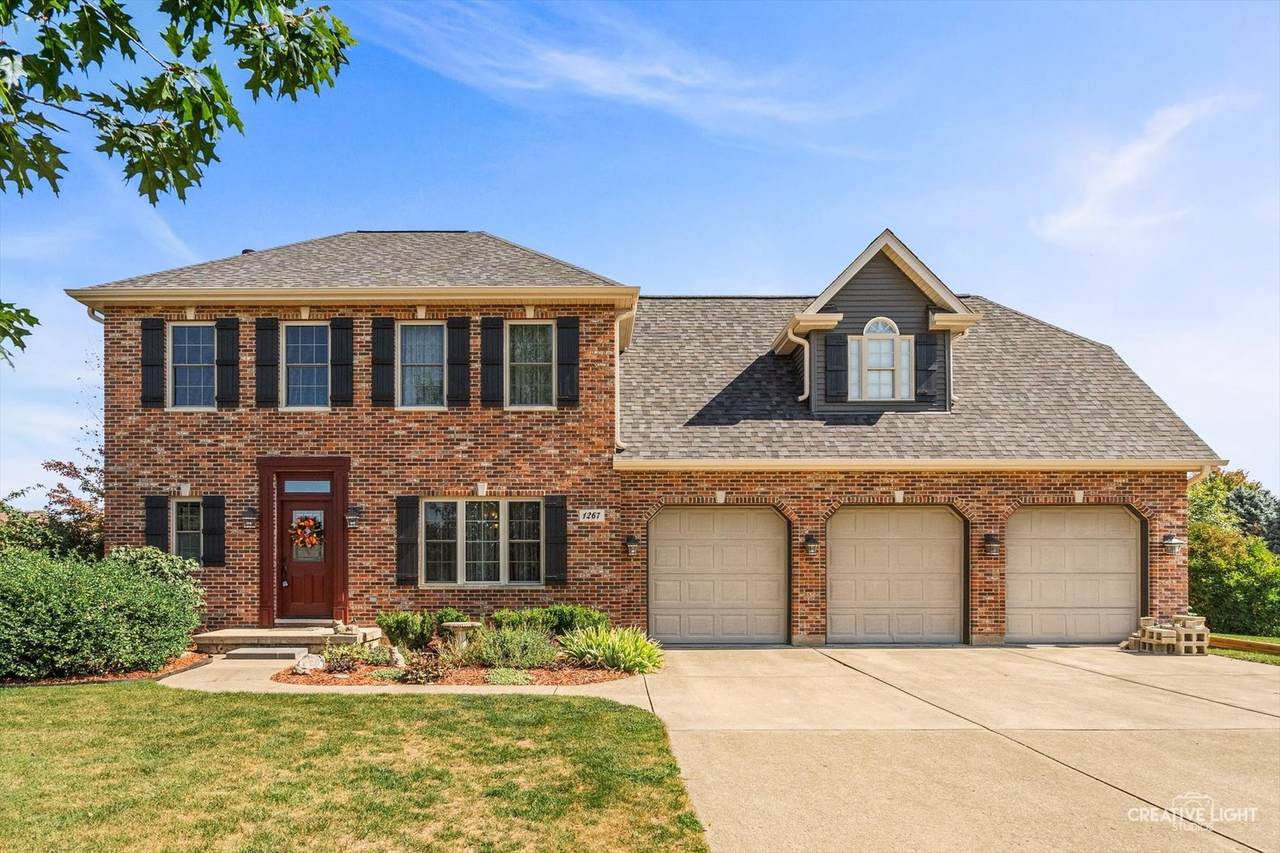 1267 Red Fox Circle - Photo 1