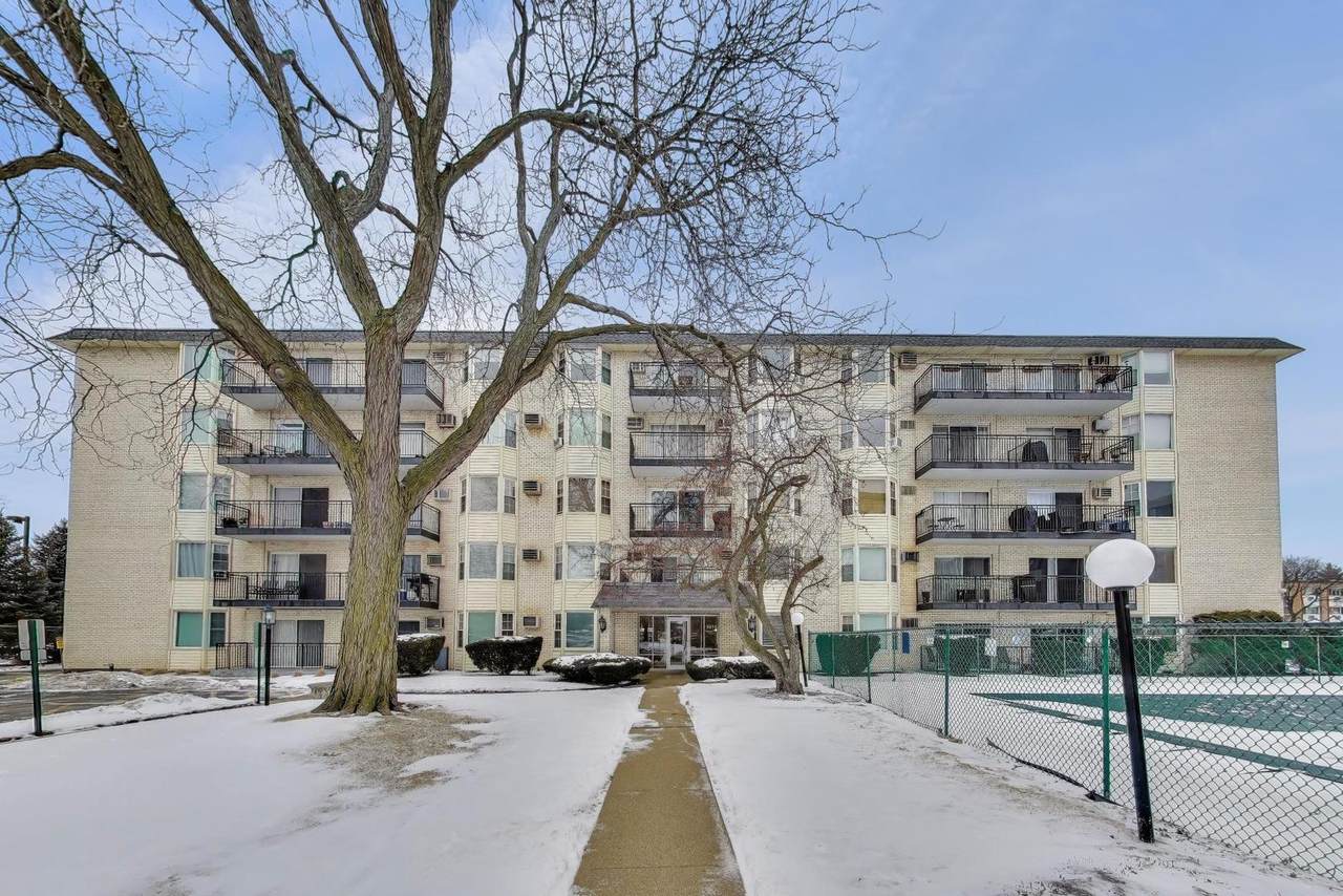 5510 Lincoln Avenue - Photo 1