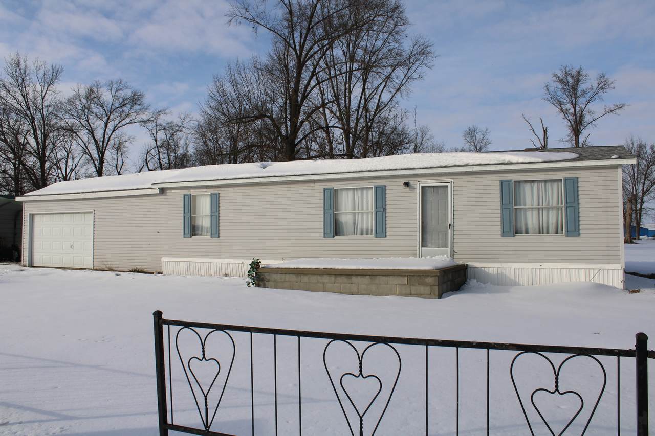 406 Kirkwood Street - Photo 1