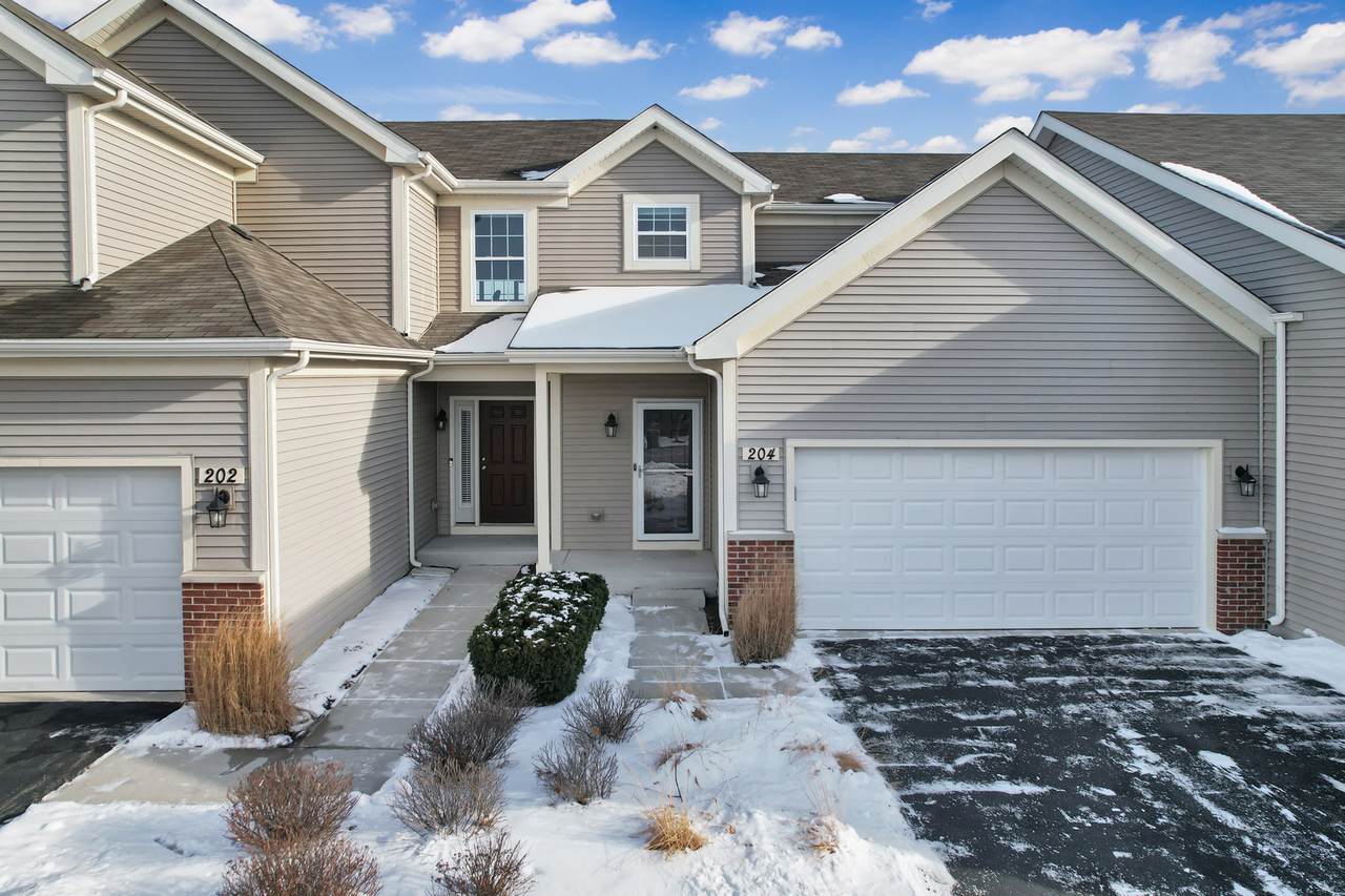 204 Dorset Avenue - Photo 1