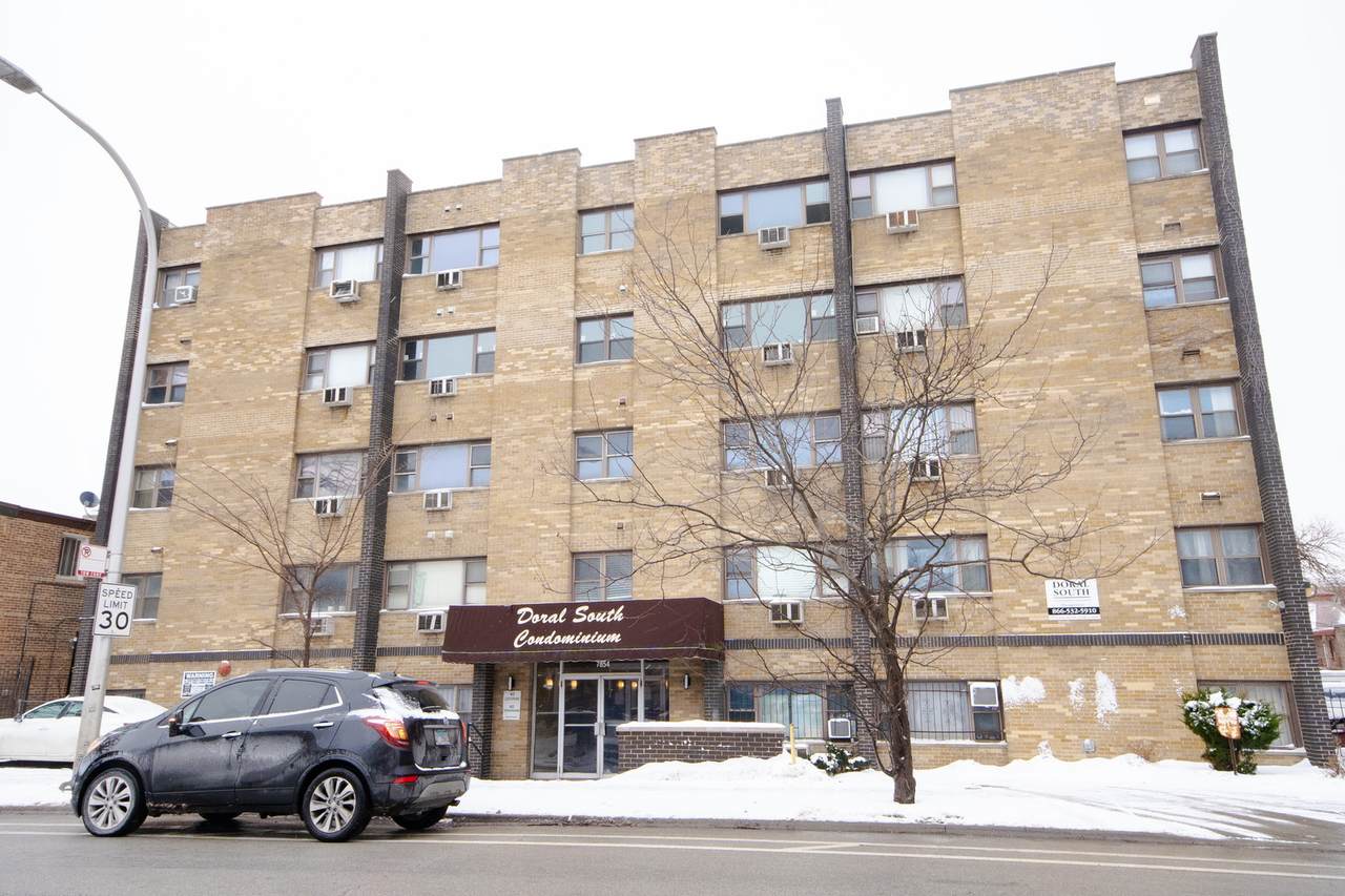 7854 South Shore Drive - Photo 1