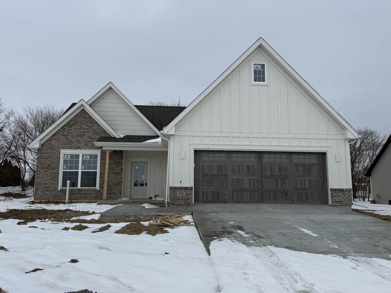 1905 Stone Creek Boulevard - Photo 1