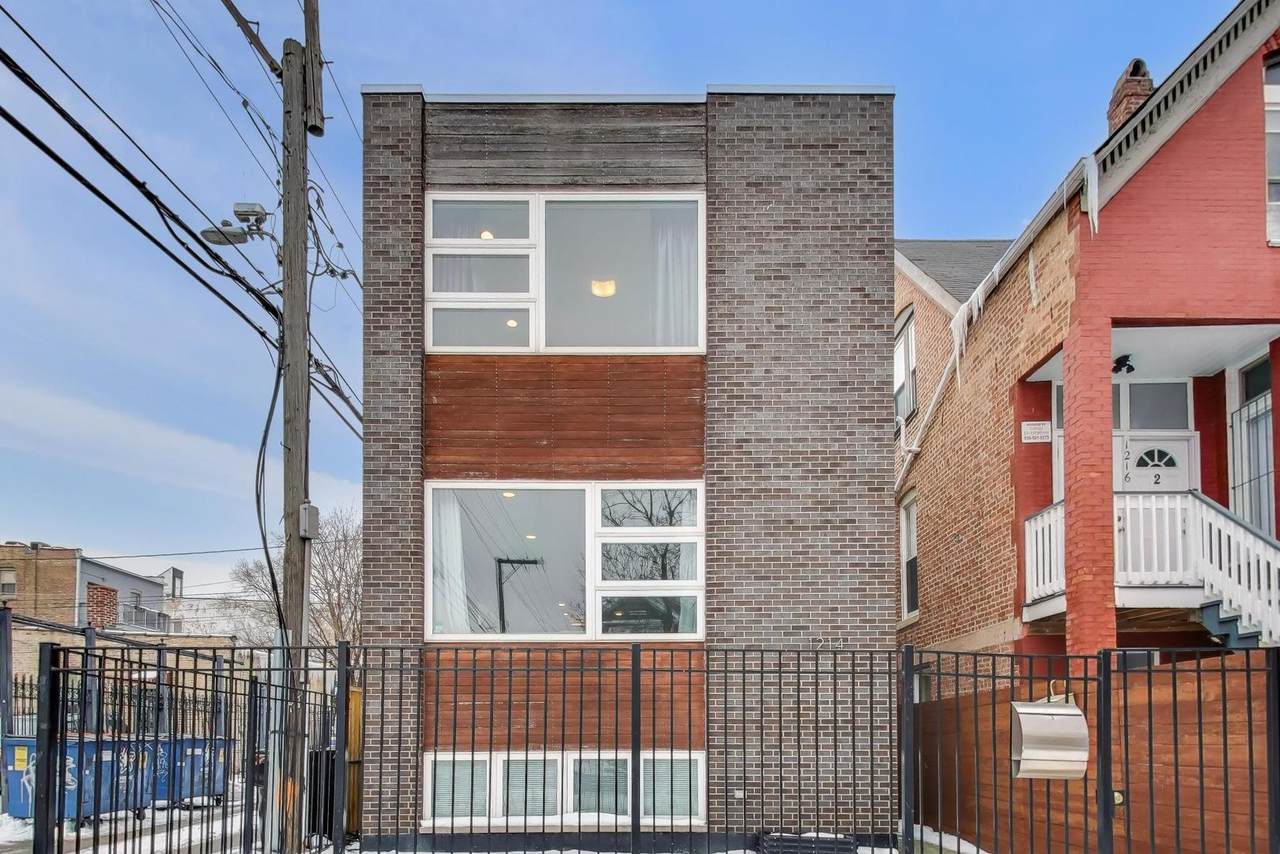 1214 Rockwell Street - Photo 1