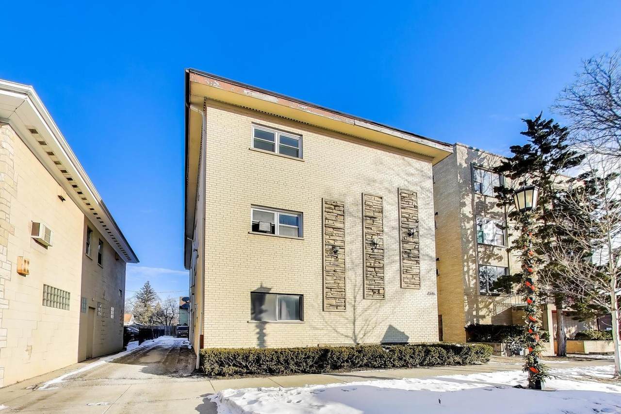 306 Chicago Avenue - Photo 1