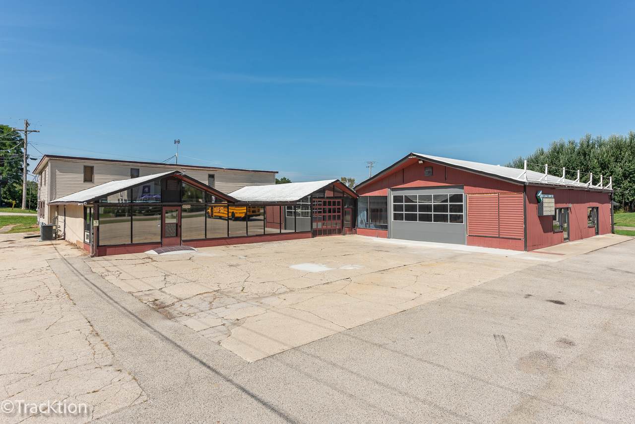 10709 Main Street - Photo 1