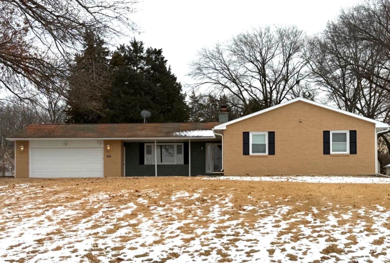 855 Riverside Drive - Photo 1