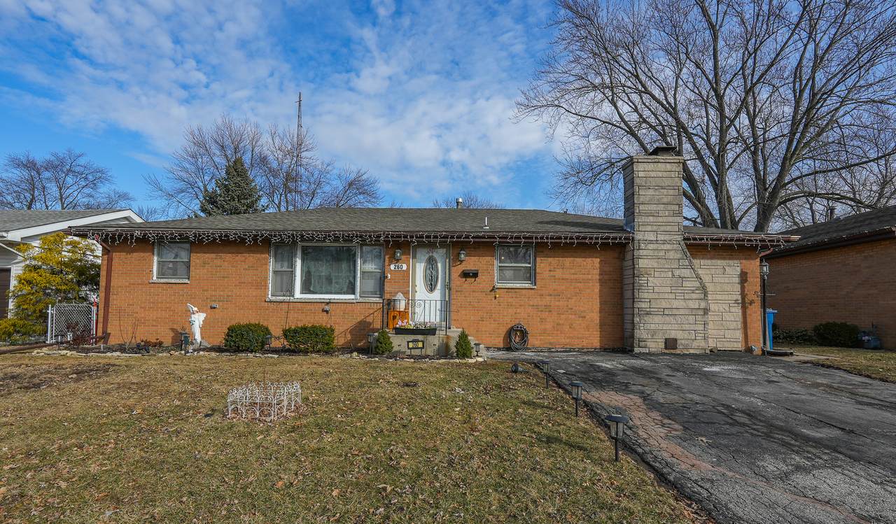 260 Country Court - Photo 1