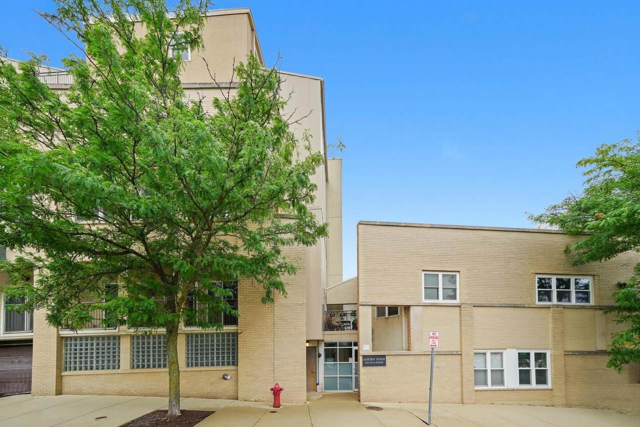 1834 Ridge Avenue - Photo 1