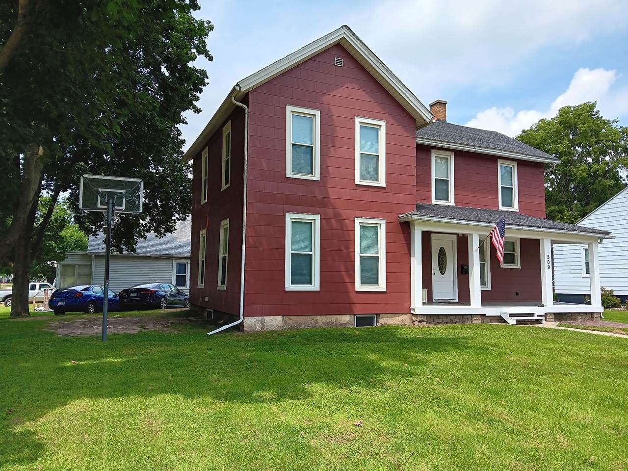 509 S. Madison Street - Photo 1