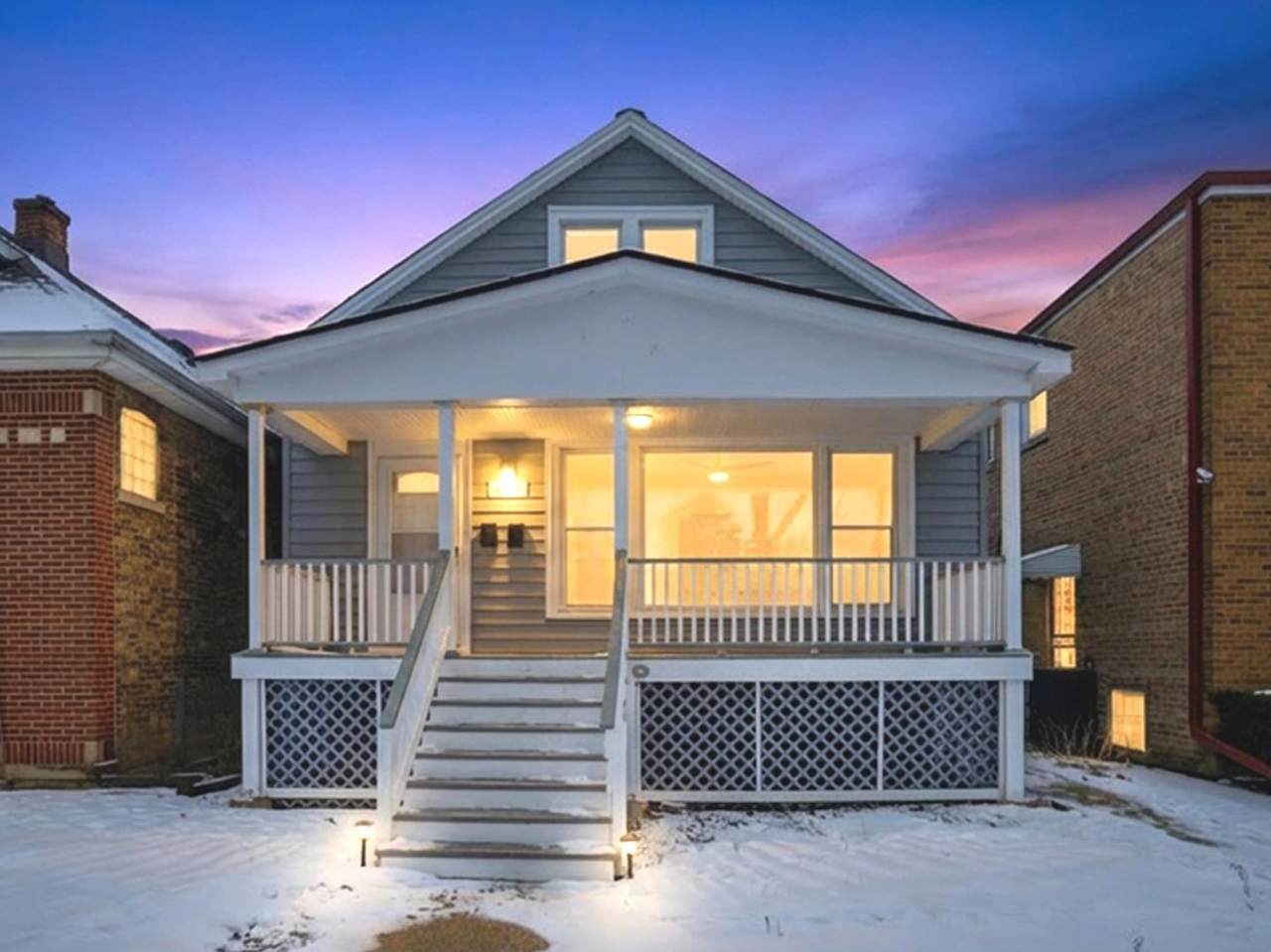 3047 Newland Avenue - Photo 1