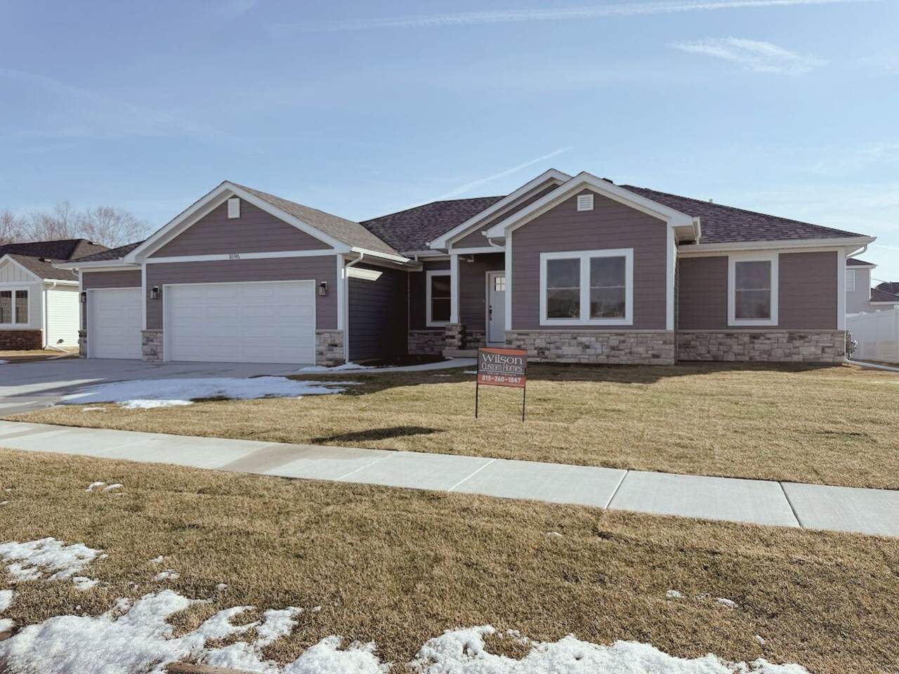 1696 Yorktown Drive - Photo 1