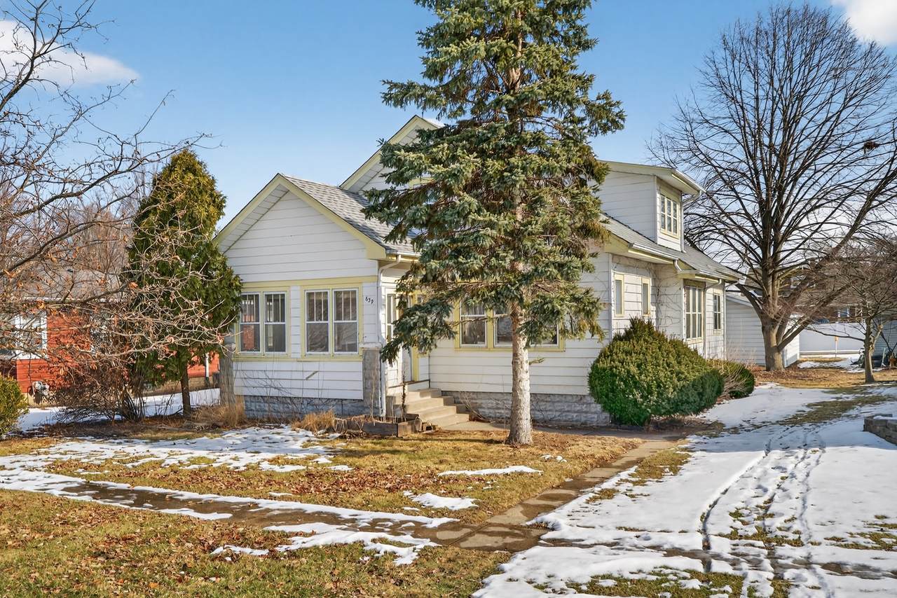 639 Dunbar Street - Photo 1