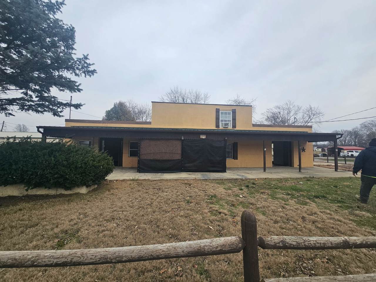 807 Broadway Street - Photo 1