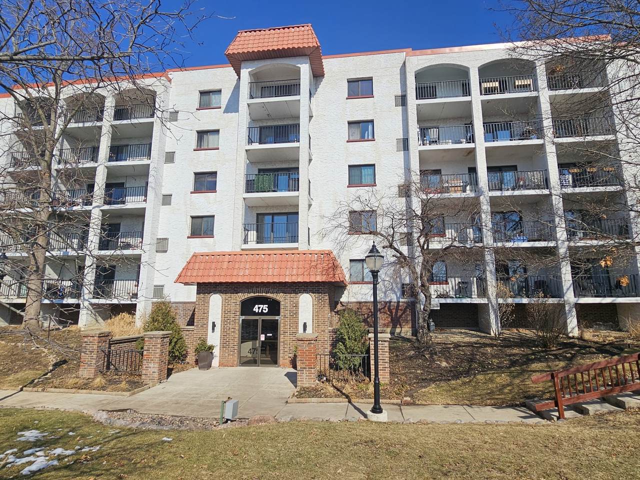 475 Plum Creek Drive - Photo 1