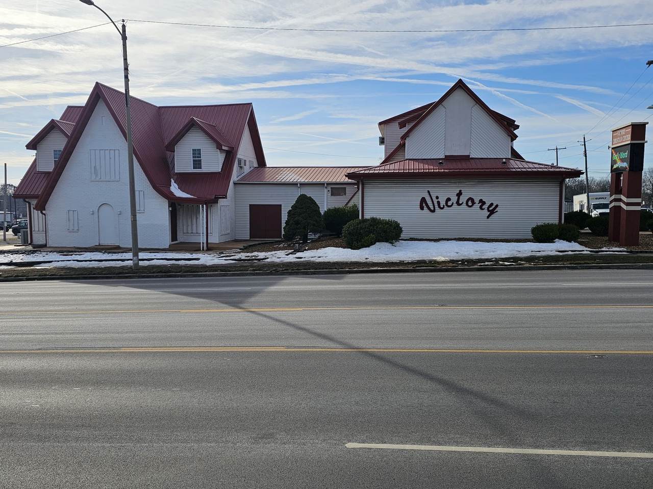 1719 Broadway - Photo 1