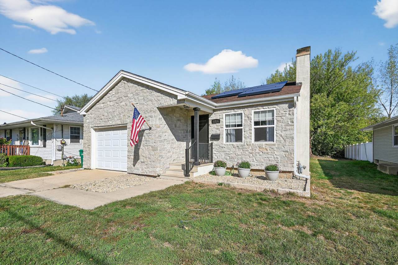 1314 Washington Street - Photo 1