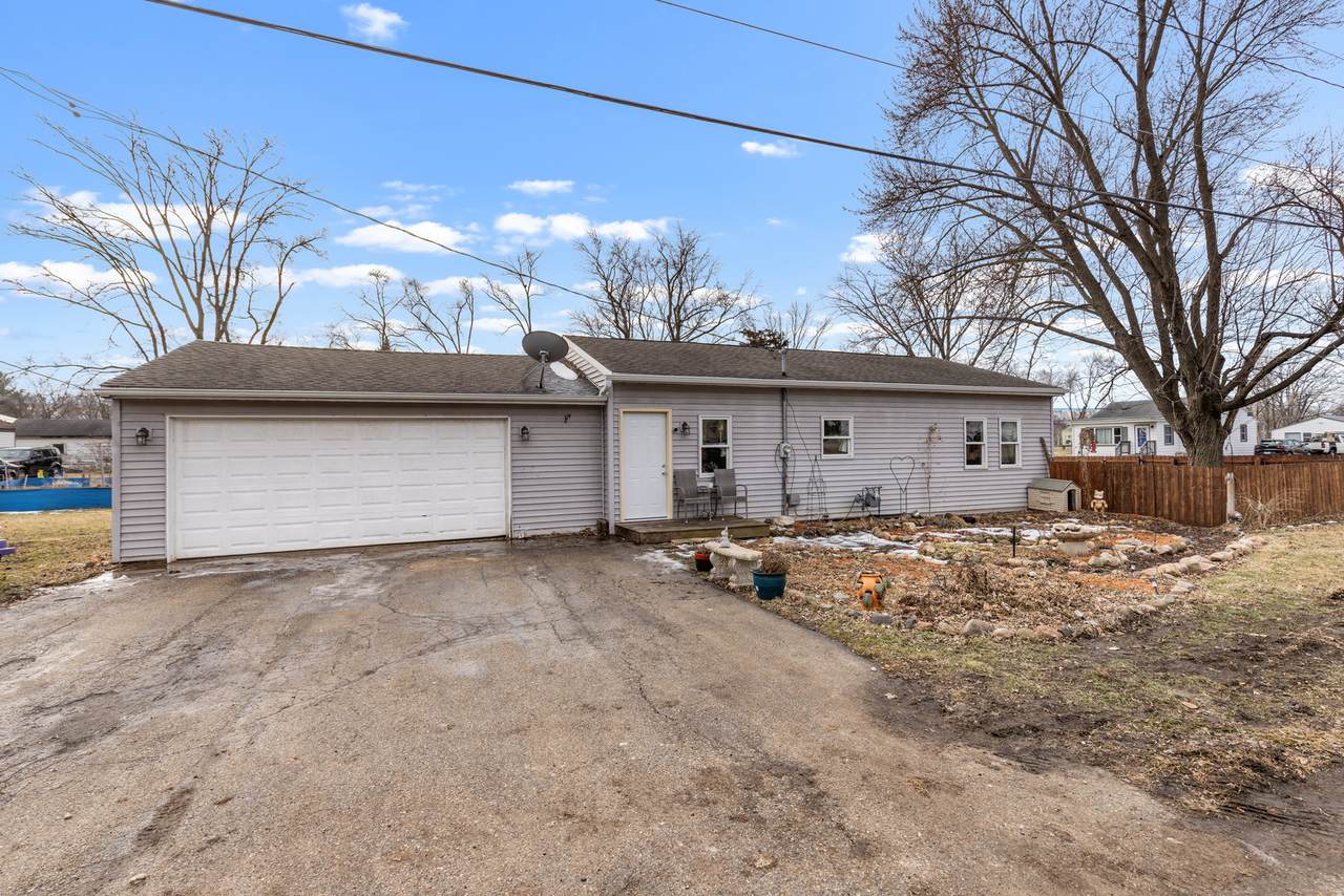 701 Salmon Avenue - Photo 1