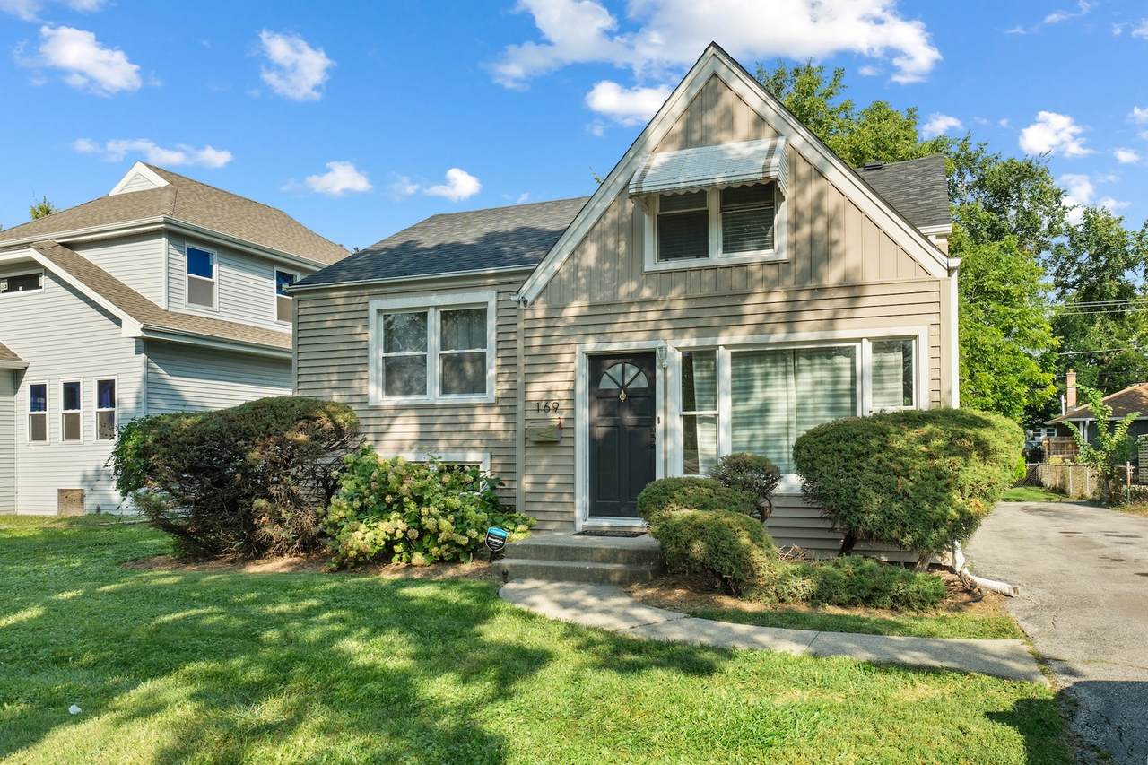 169 Villa Avenue - Photo 1