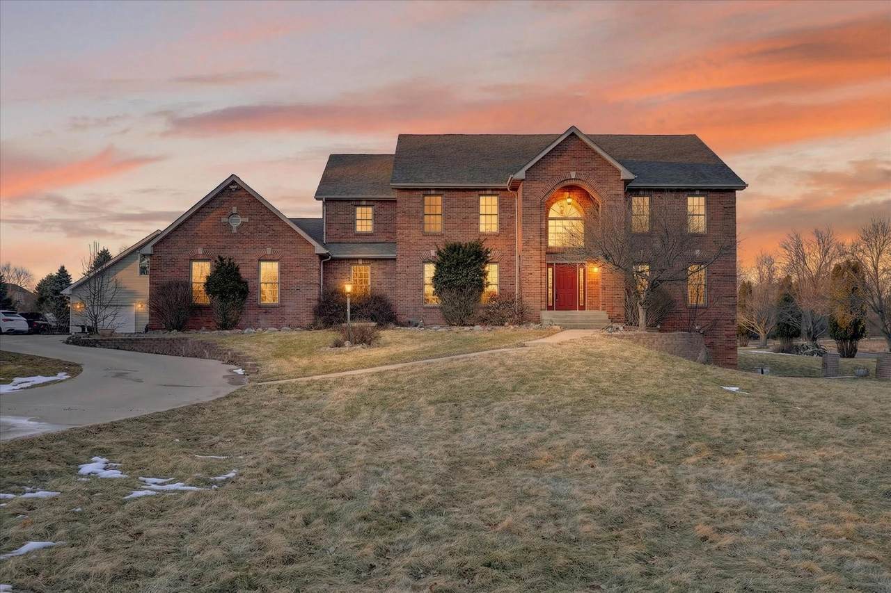 8306 Crockett Road - Photo 1