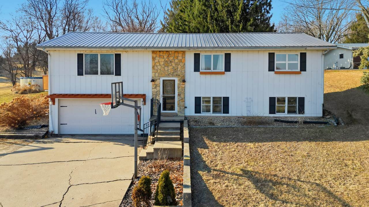 13831 Prairie Center Road - Photo 1