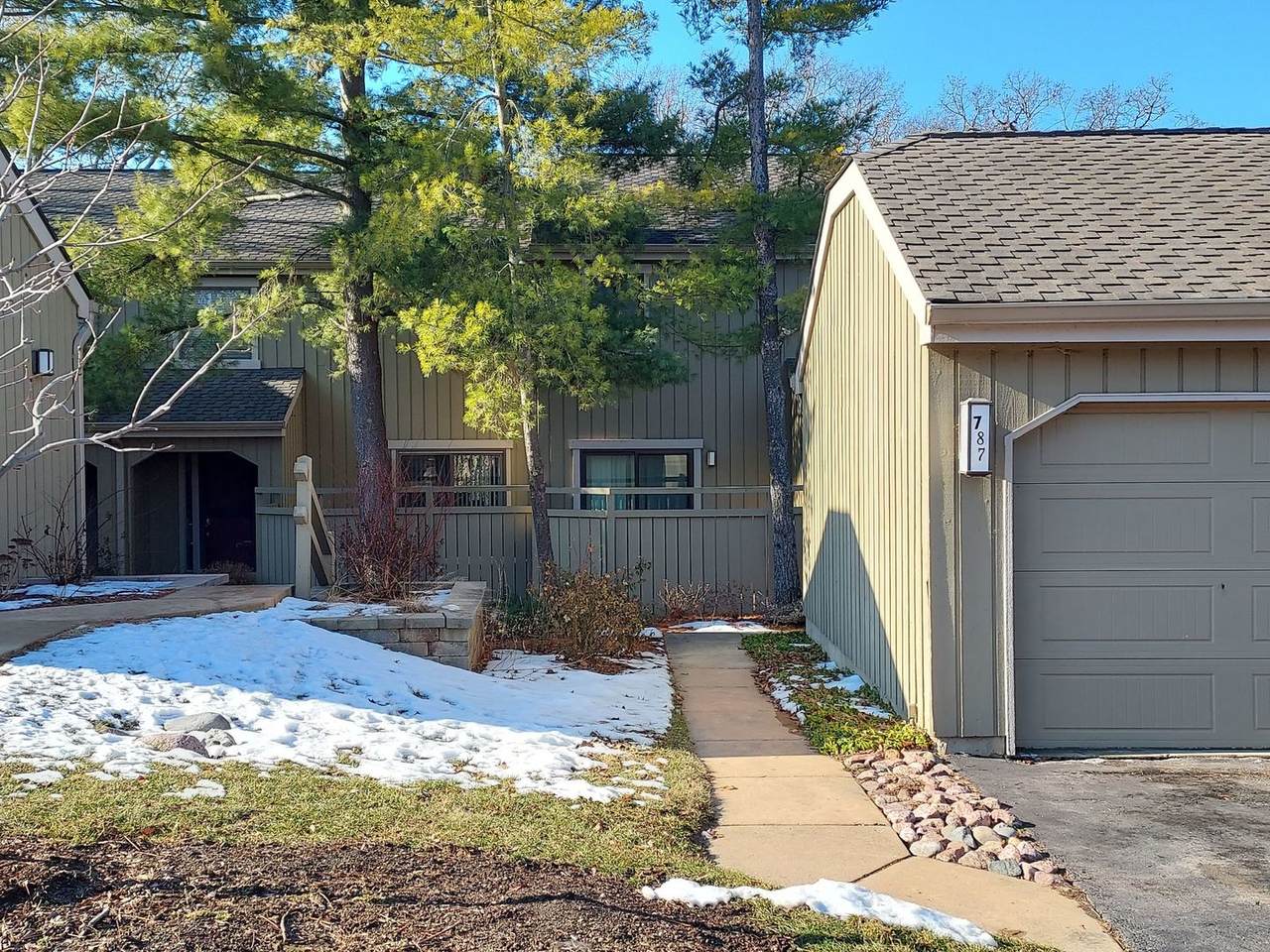 787 Oak Hill Road - Photo 1