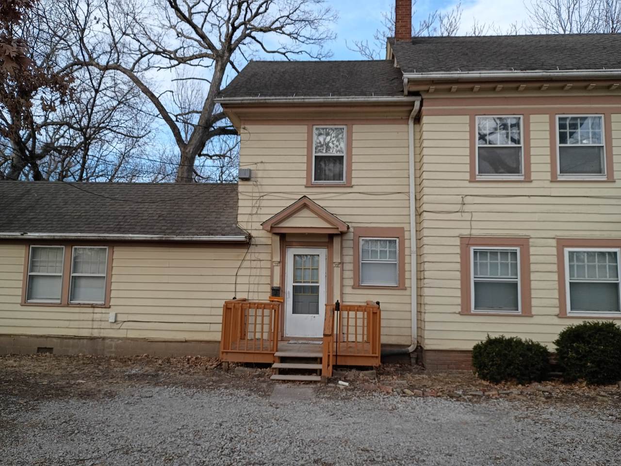 777 20th Avenue - Photo 1