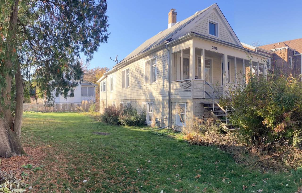 2716 Ewing Avenue - Photo 1