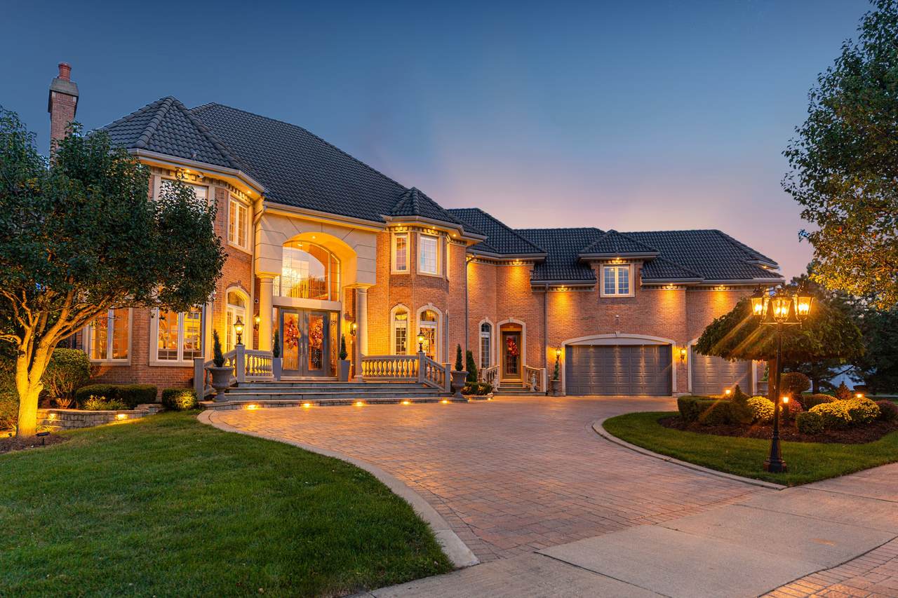 147 Los Lagos Drive - Photo 1