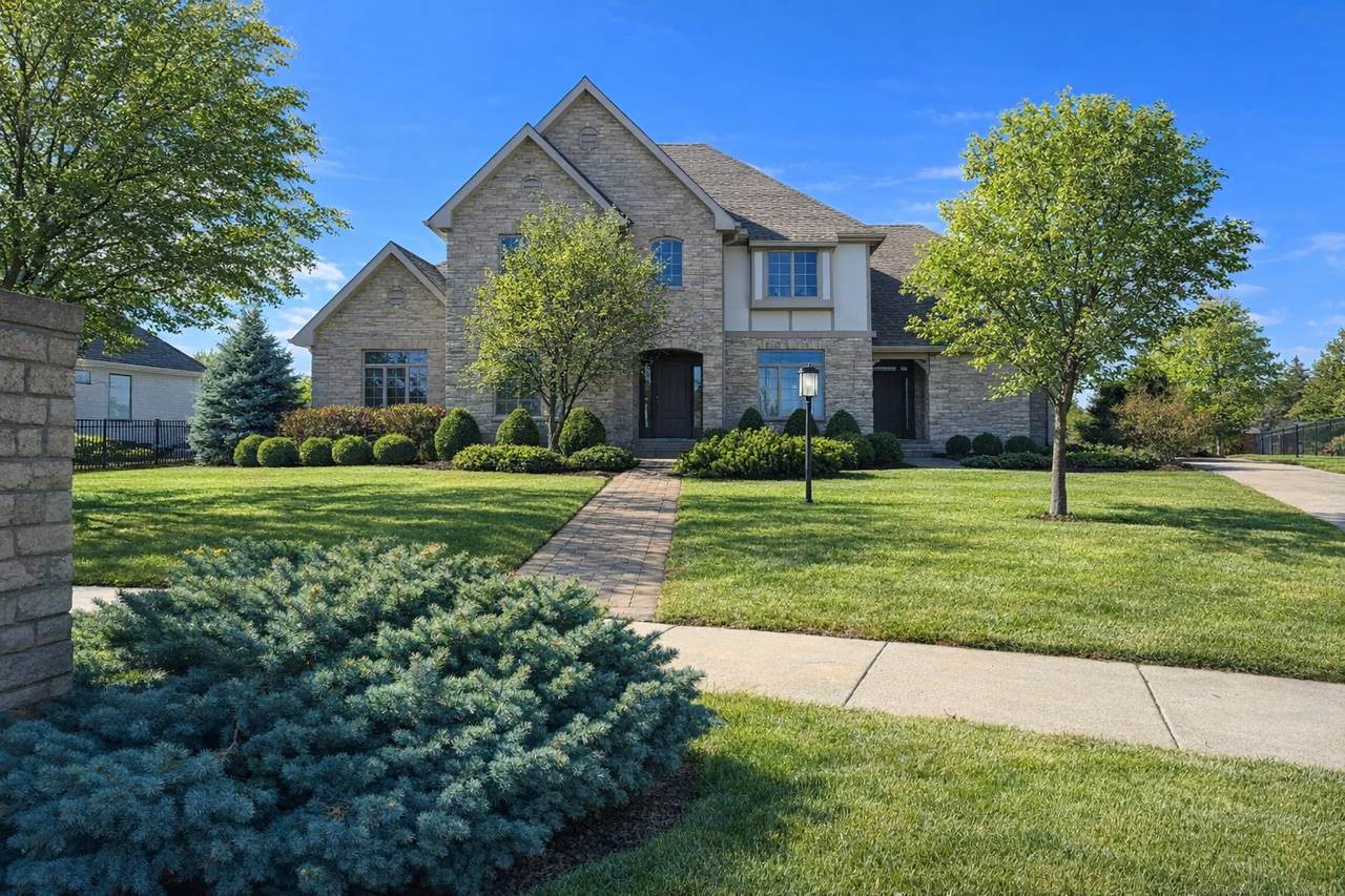 2610 Castlerock Drive - Photo 1