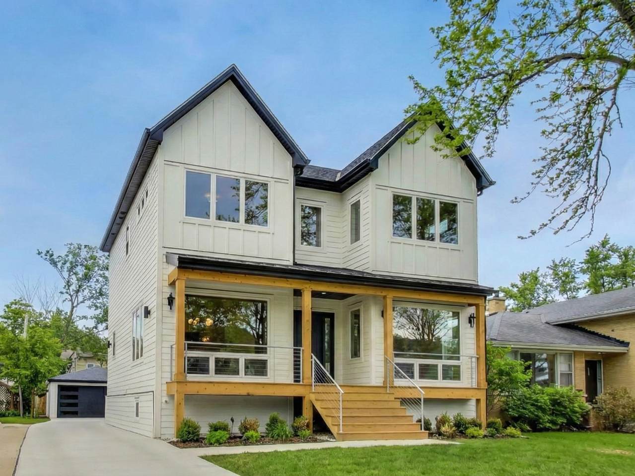 280 Blackhawk Road - Photo 1