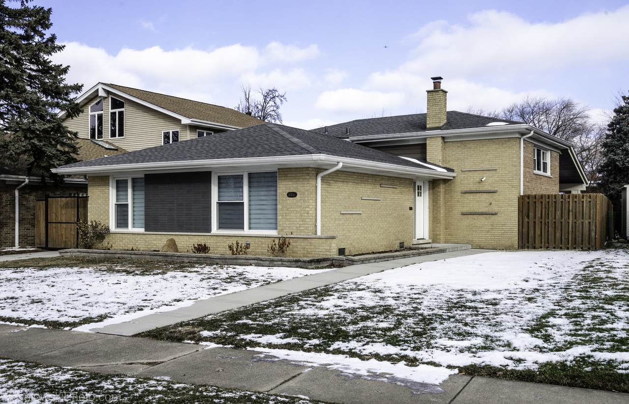 10841 Laramie Avenue - Photo 1