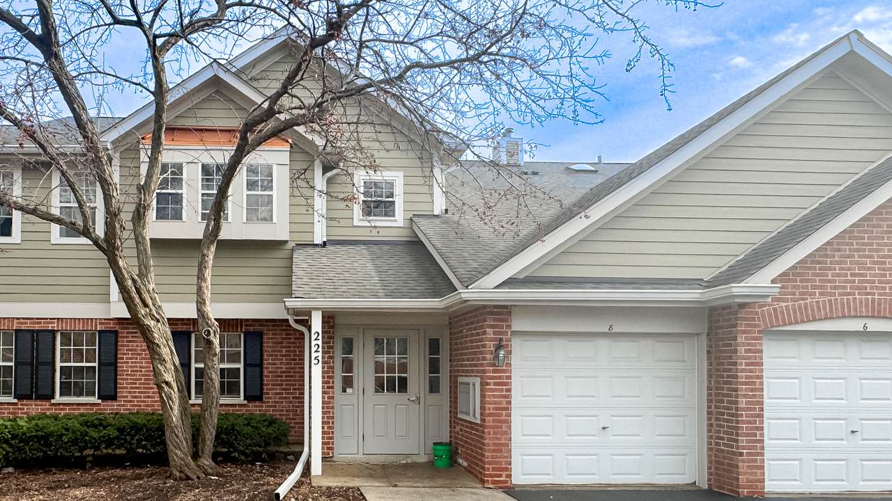 225 Columbia Court - Photo 1