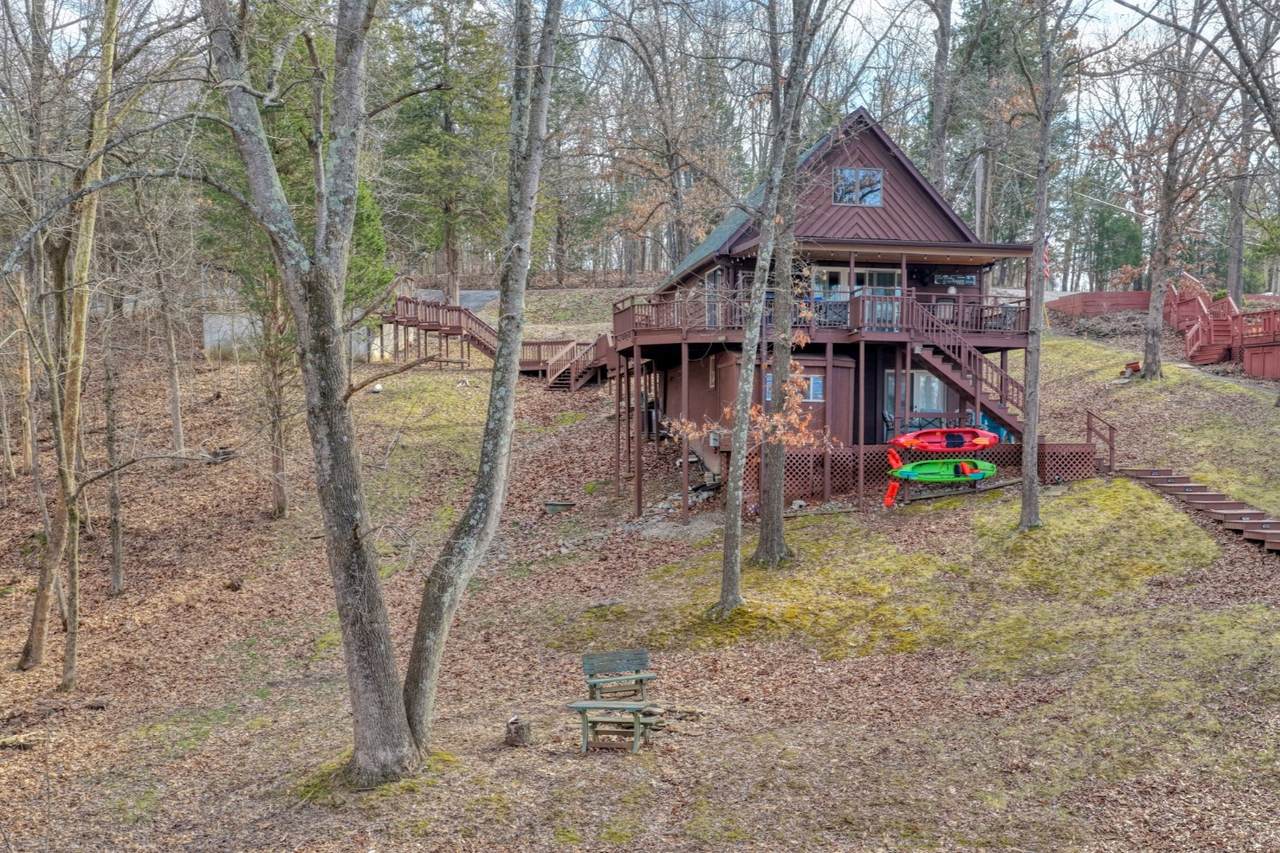 565 Lakeshore Drive - Photo 1