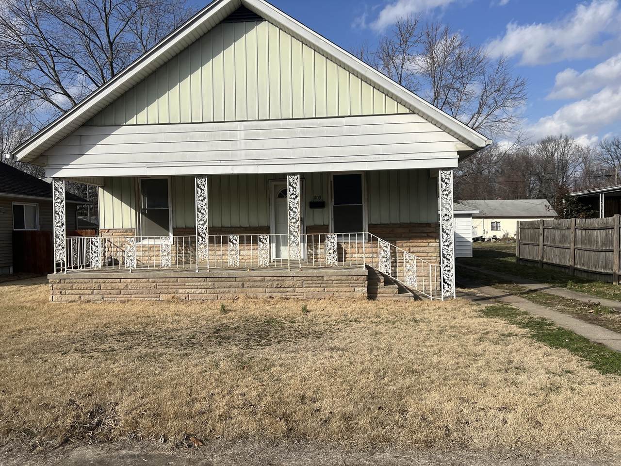 1109 Adams Street - Photo 1