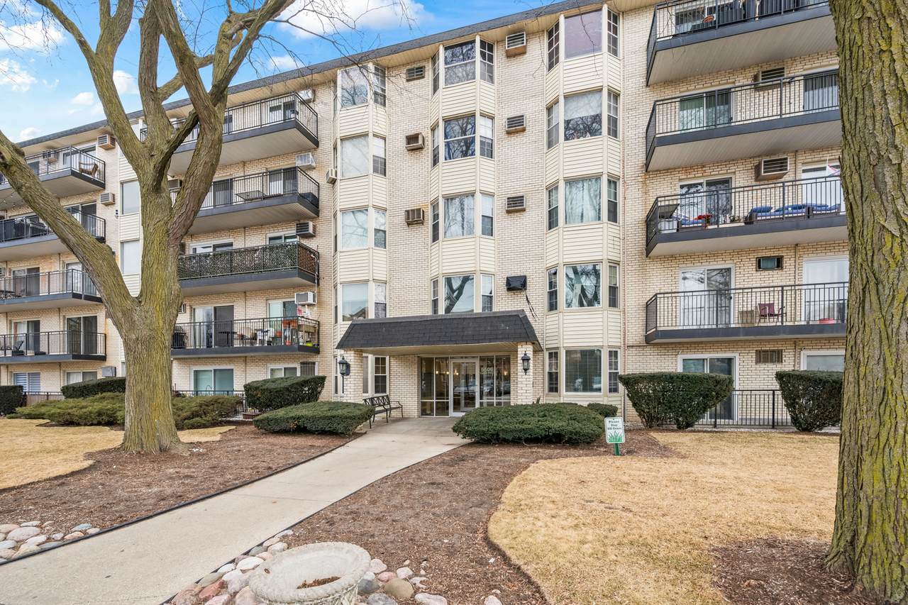 5506 Lincoln Avenue - Photo 1