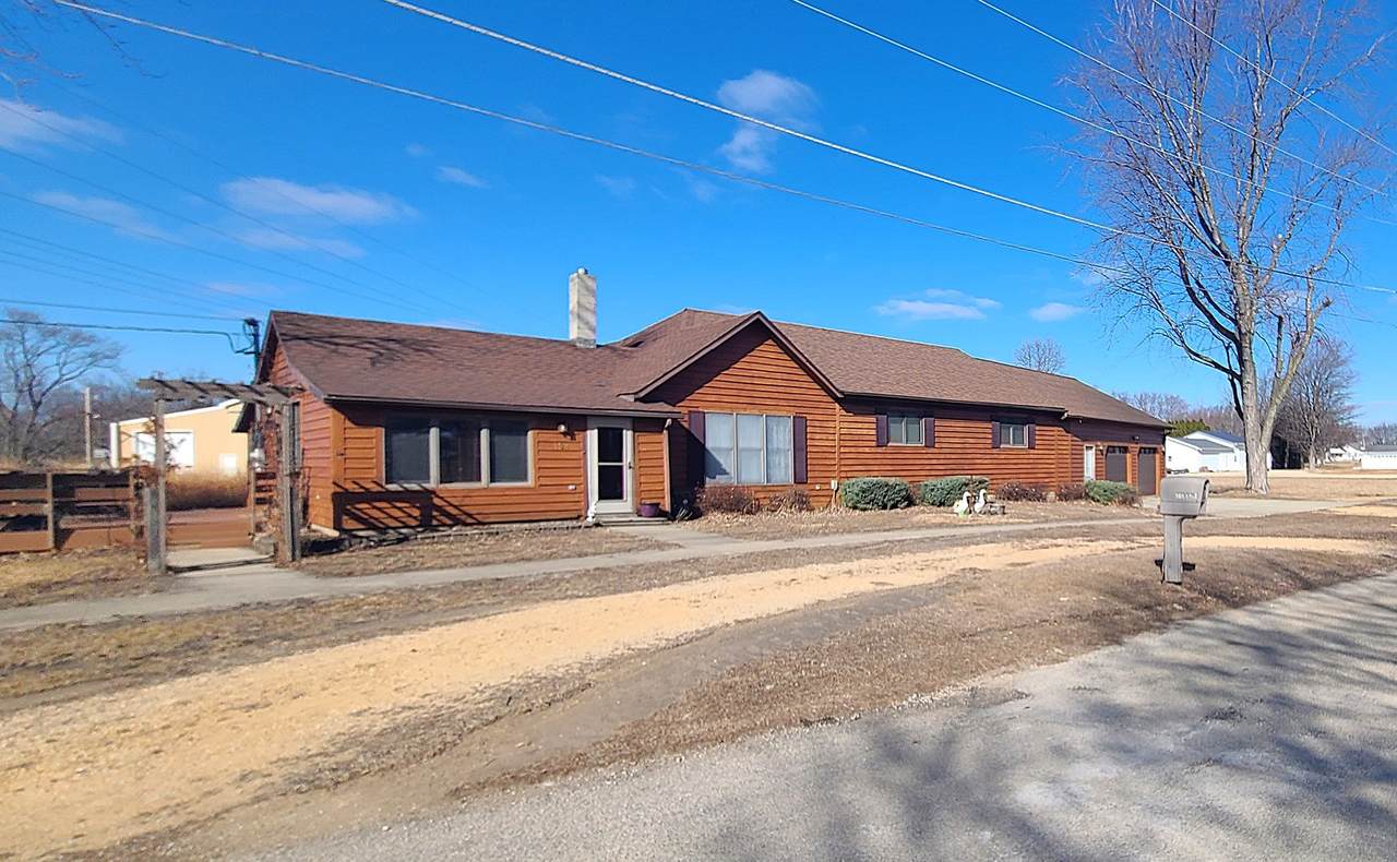 104 East Avenue - Photo 1