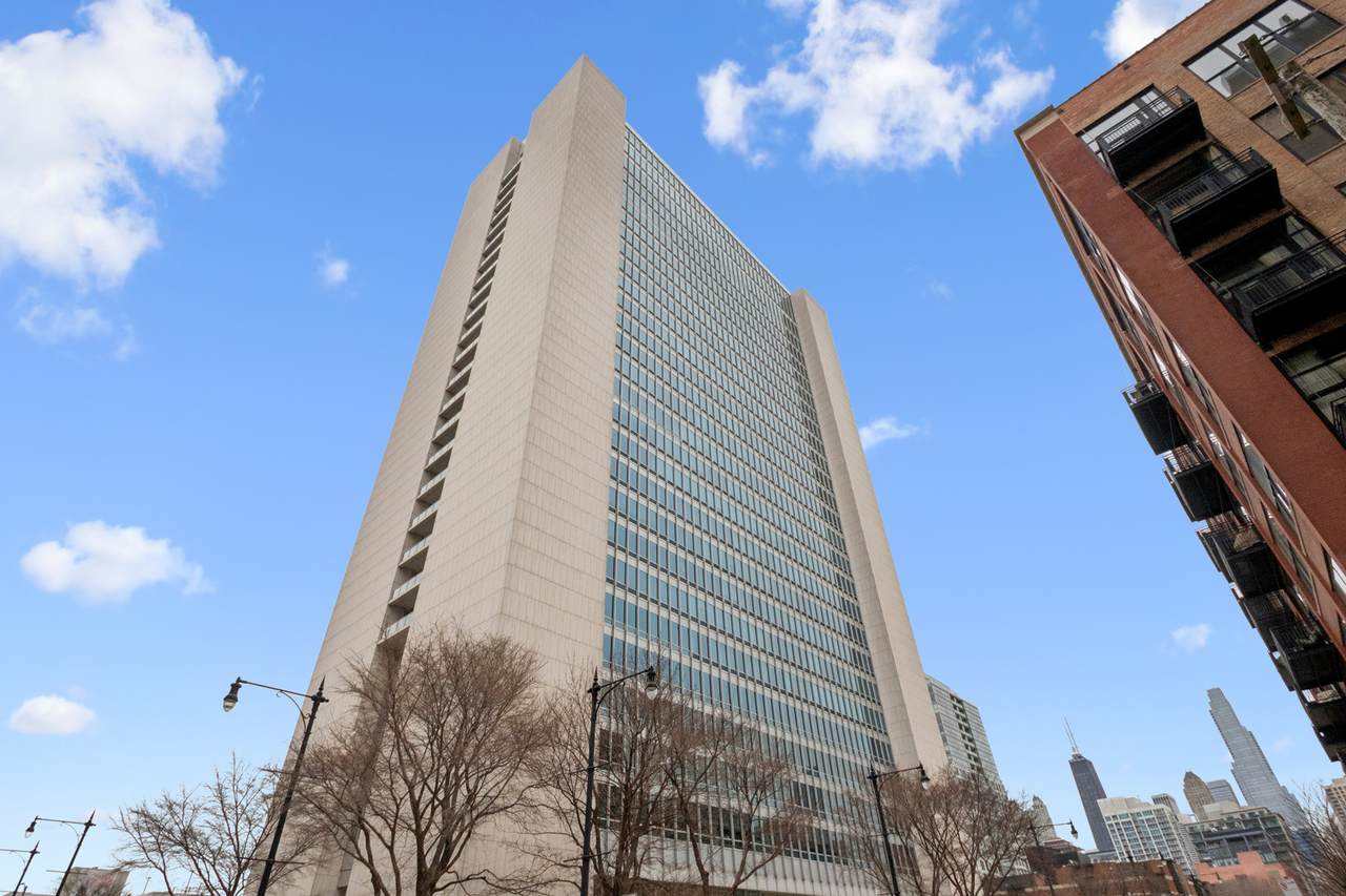 500 Superior Street - Photo 1