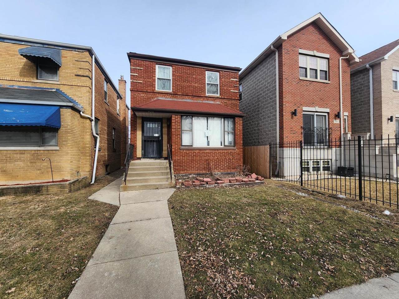 420 98TH Street - Photo 1