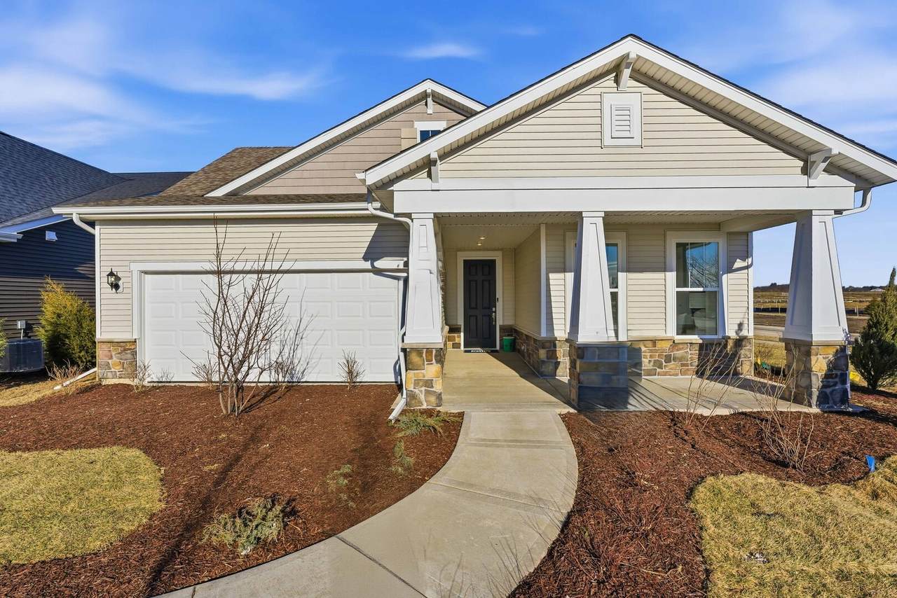2970 Timberlake Avenue - Photo 1